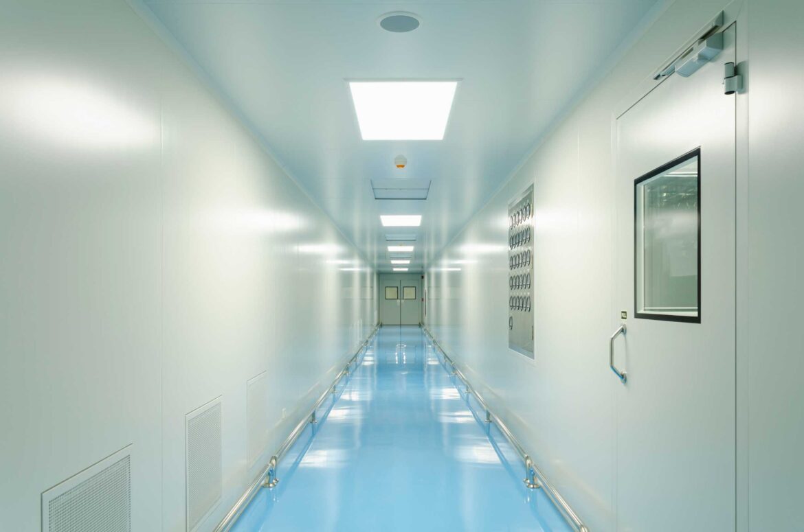 Portes industrielles pour une gestion efficace des espaces de travail