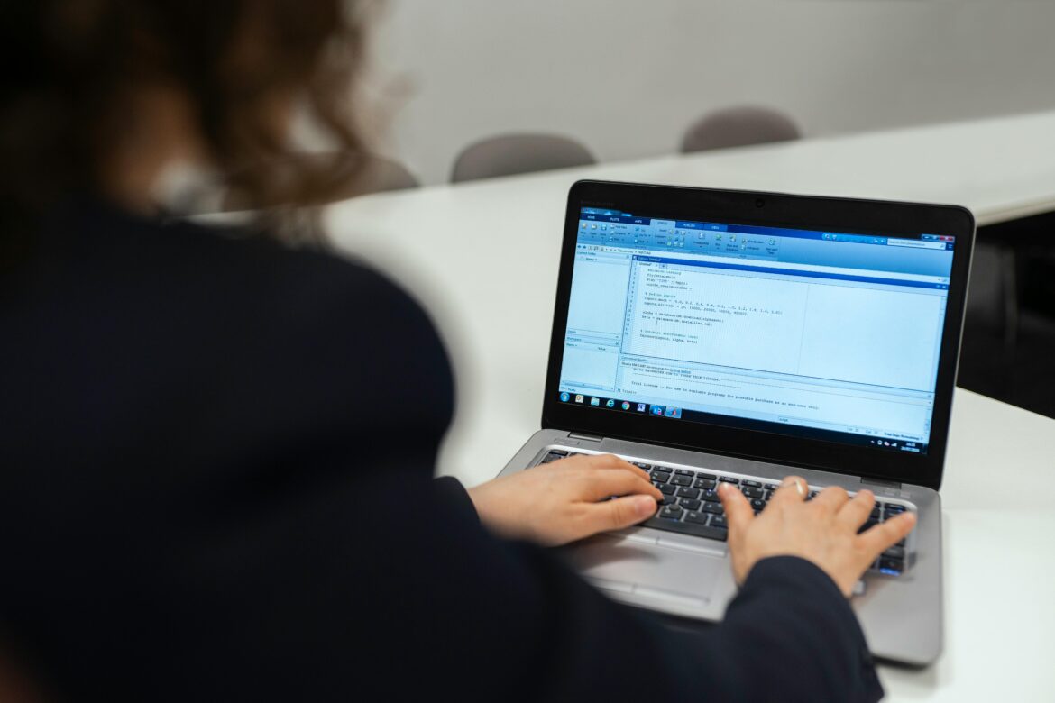 De Opkomst van Windows 11: Wat Betekent Dit Voor Jouw Softwarelicentie?